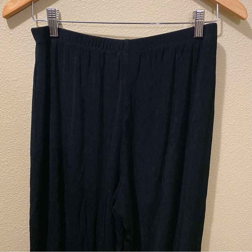 Women’s Size 1 Short M Travelers by Chico’s Black Elastic Waist Slinky Pants - Picture 8 of 9